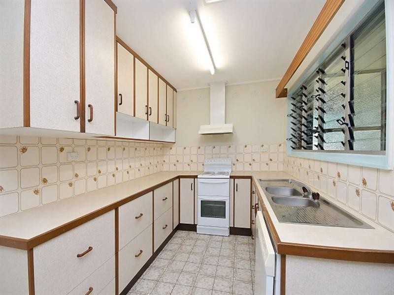 18 Benghazi Street, Aitkenvale QLD 4814