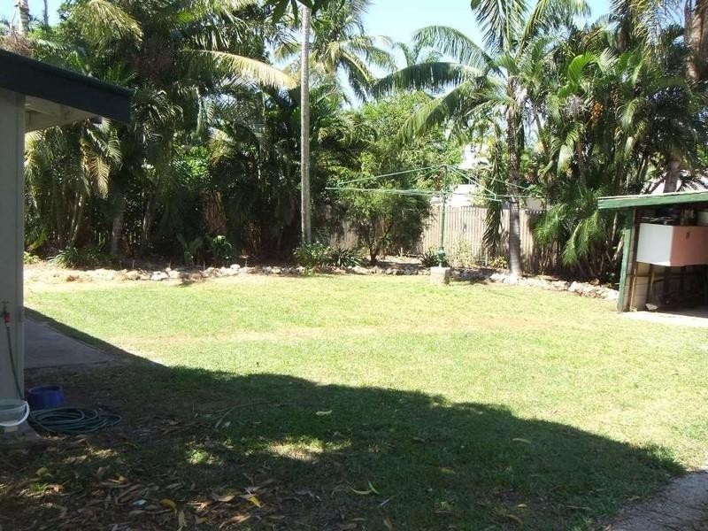 14 Plant Street, West End QLD 4810