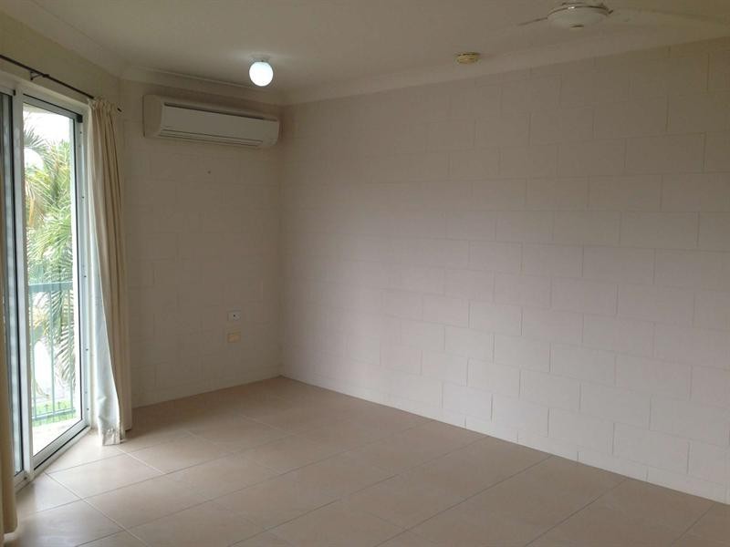 3/36 Henry Street, West End QLD 4810