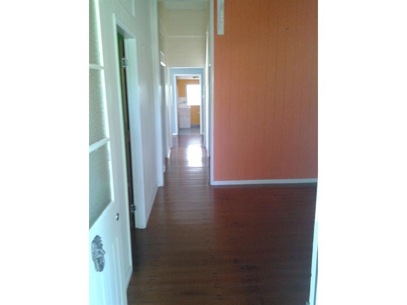 9 Ninth Avenue, Railway Estate QLD 4810