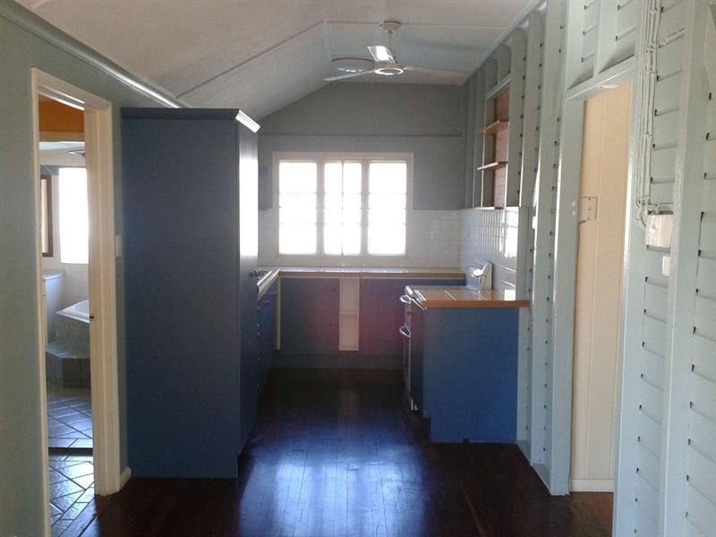 9 Ninth Avenue, Railway Estate QLD 4810