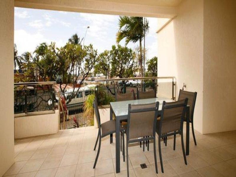 1/1 The Strand, North Ward QLD 4810