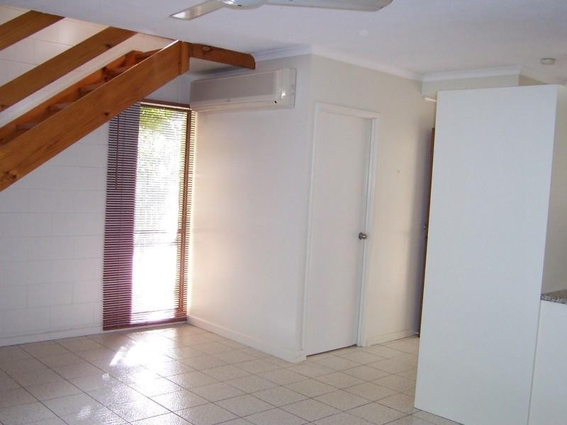 6/104 Cook Street, North Ward QLD 4810