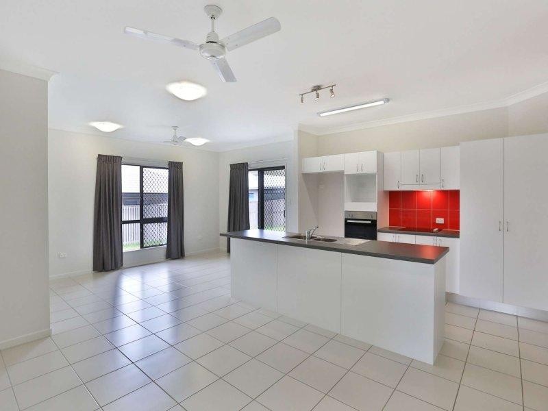 5 Yanooa Court, Bushland Beach QLD 4818