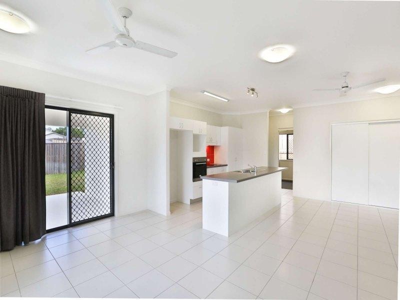 5 Yanooa Court, Bushland Beach QLD 4818