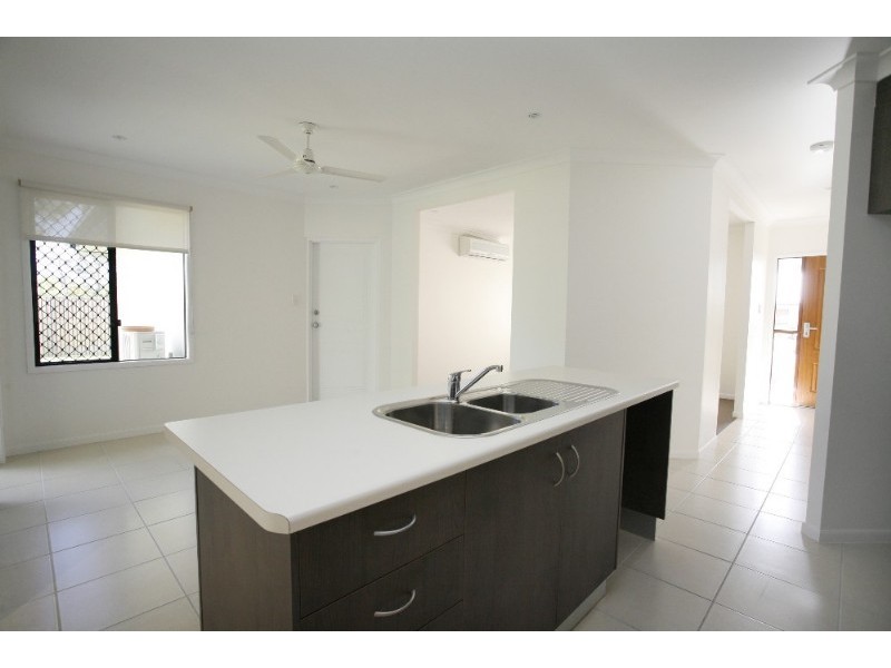 29 Coolaree Drive, Bushland Beach QLD 4818