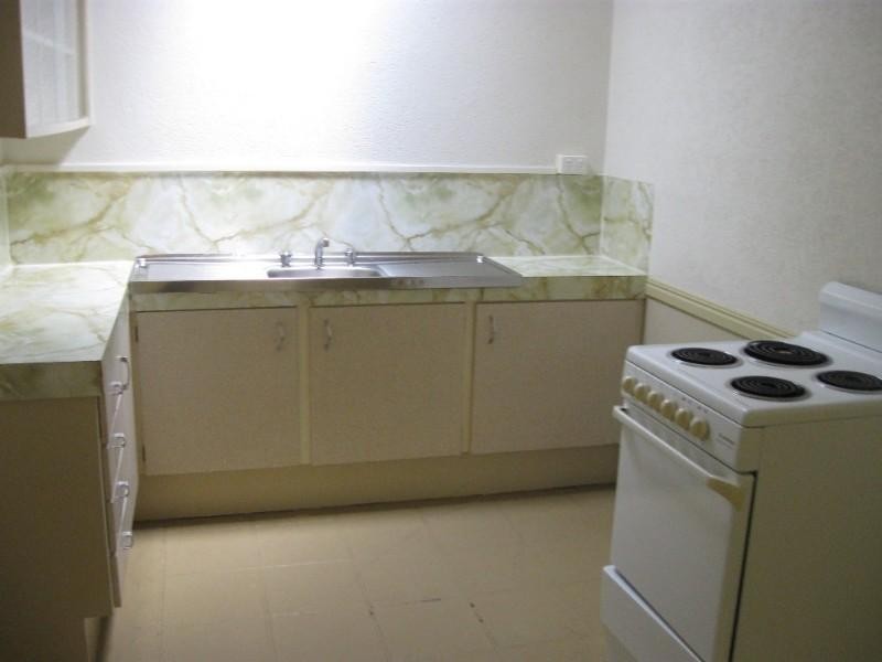 Railway Estate QLD 4810