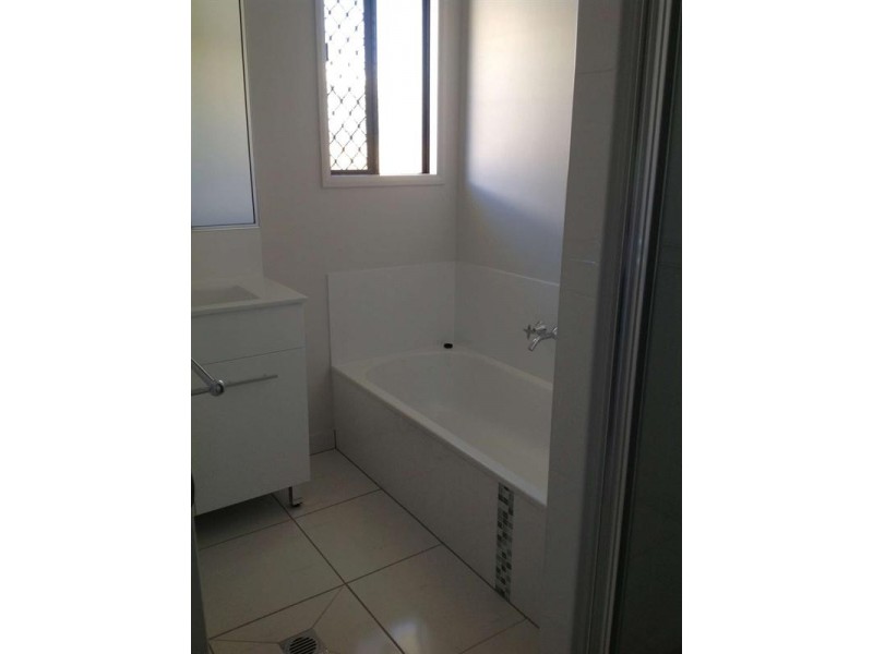 6 Kona Court, Burdell QLD 4818