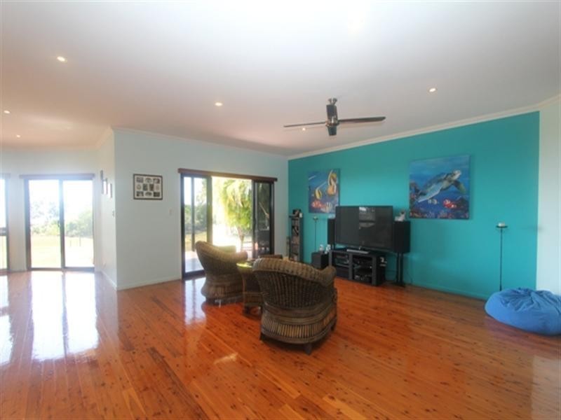 40 Howitson Drive, Balgal Beach QLD 4816