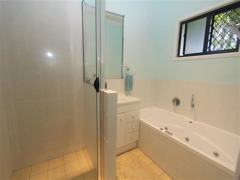 40 Howitson Drive, Balgal Beach QLD 4816