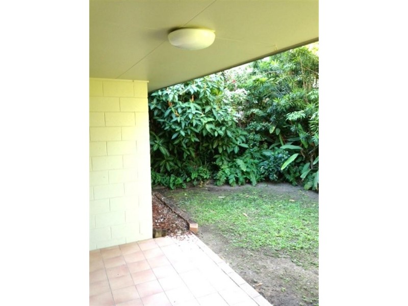 8/114 Cook Street, North Ward QLD 4810