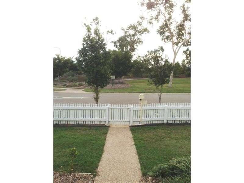 32 Ulysses Drive, Mount Louisa QLD 4814