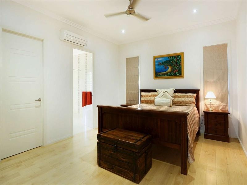 20 The Point, Castle Hill QLD 4810