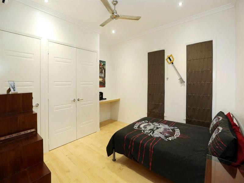 20 The Point, Castle Hill QLD 4810