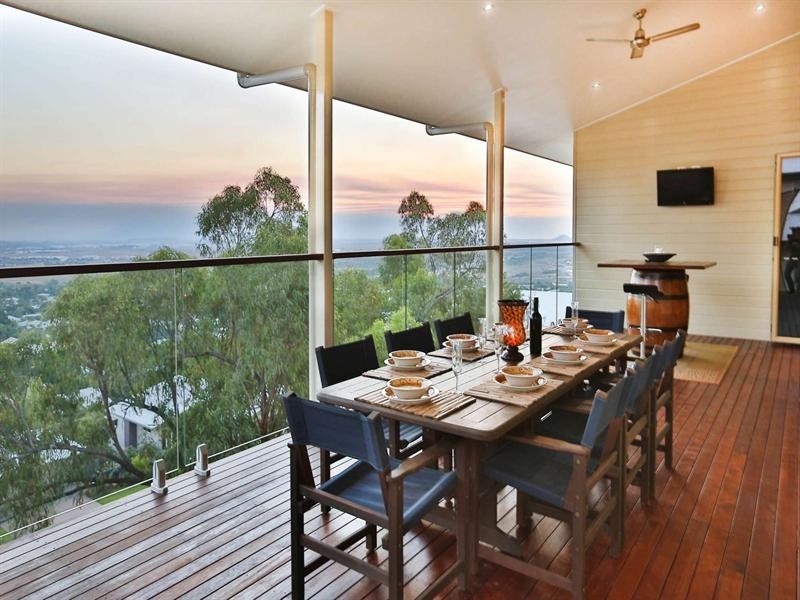 20 The Point, Castle Hill QLD 4810