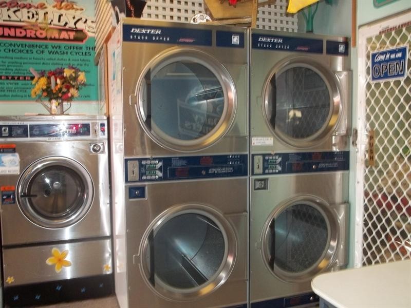 Ma-Kelly’s Laundromat, Townsville City QLD 4810