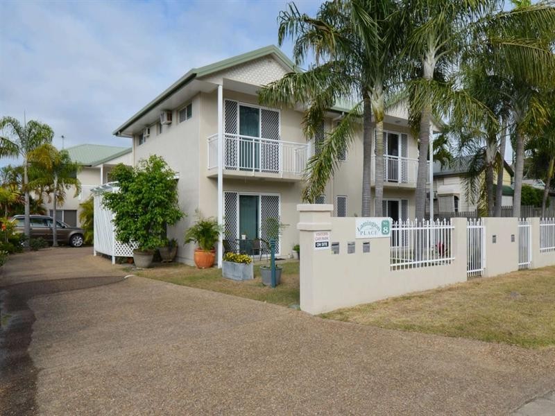 1/8 Lamington Road, West End QLD 4810