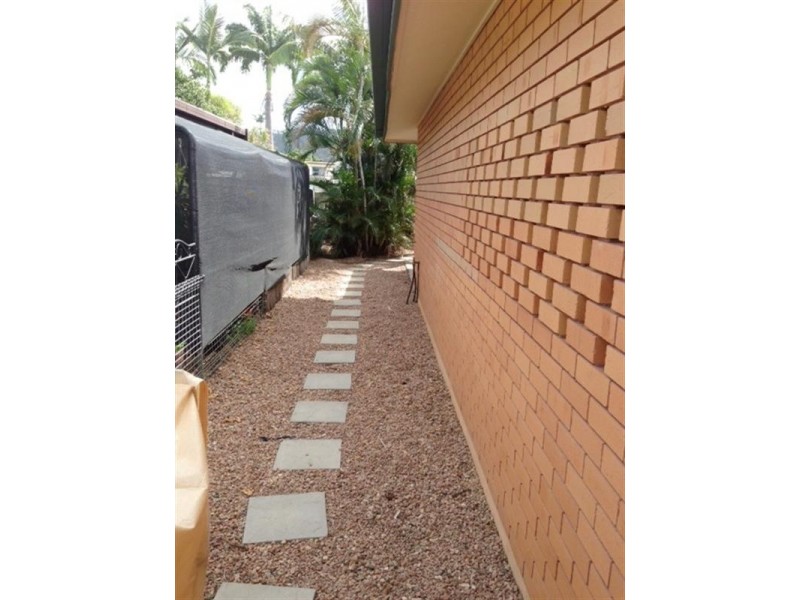 11 Mott Street, Heatley QLD 4814