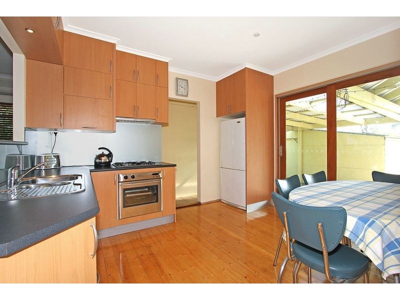 33 Mawarra Crescent, Chadstone VIC 3148