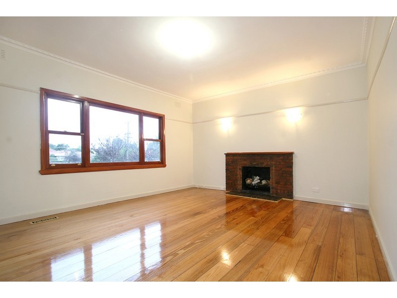 1/26 carmichael Road, Oakleigh East VIC 3166