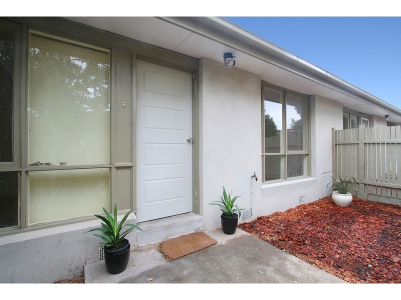3/8 Chauvel Street, Bentleigh East VIC 3165