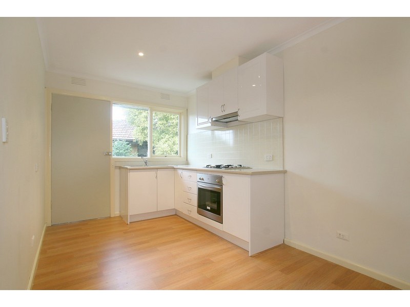 4/8 Chauvel Street, Bentleigh East VIC 3165