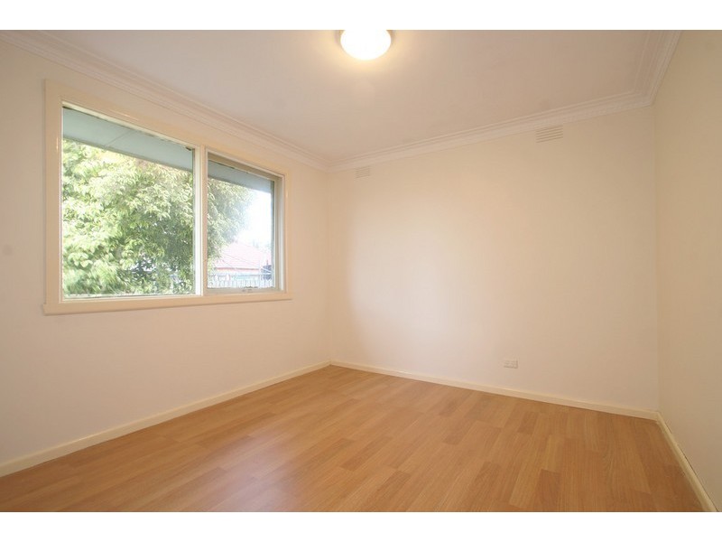 4/8 Chauvel Street, Bentleigh East VIC 3165