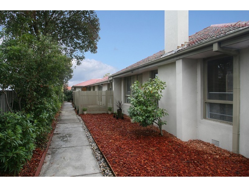 1,2,3,4/8 Chauvel Street, Bentleigh East VIC 3165