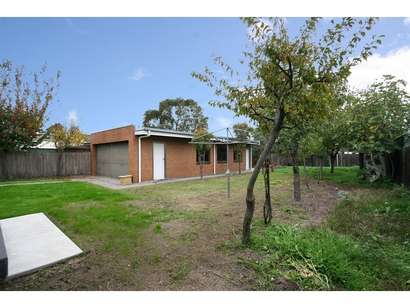 18 Colonel Street, Clayton VIC 3168