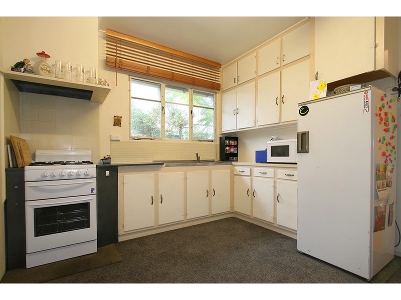 61 Amaroo Street, Chadstone VIC 3148