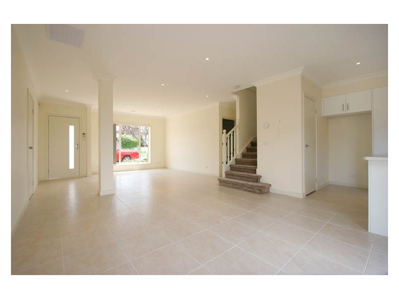 18 Dooga Street, Clayton VIC 3168