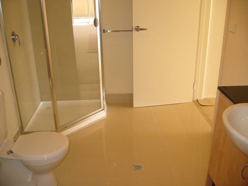 2/82-86 Atherton Road, Oakleigh VIC 3166