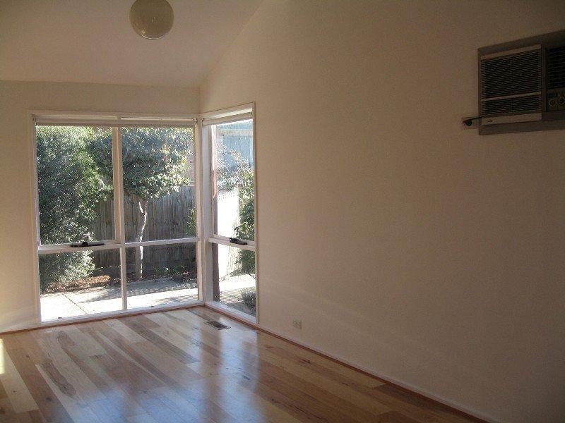 2/10 Kaybrook Court, Oakleigh South VIC 3167