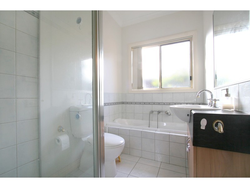 5 McBean Street, Clayton VIC 3168