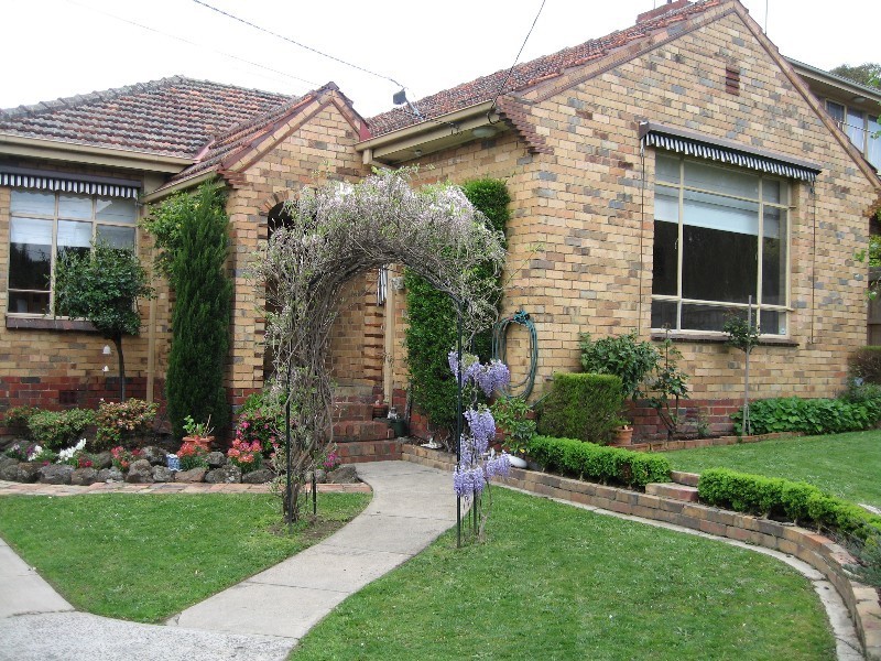 11 Westbrook Street, Chadstone VIC 3148