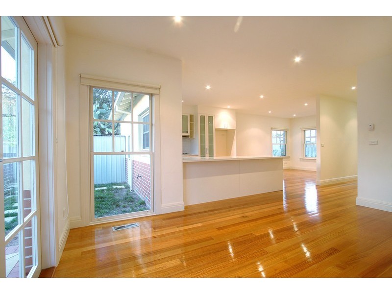 7 Dalston Road, Hughesdale VIC 3166