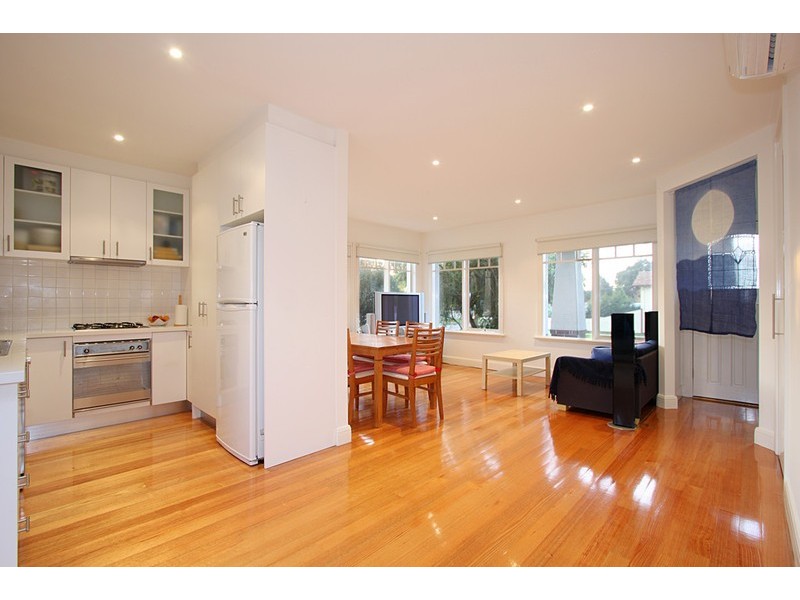 36 Darling Street, Hughesdale VIC 3166