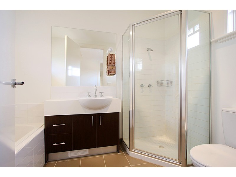 36 Darling Street, Hughesdale VIC 3166