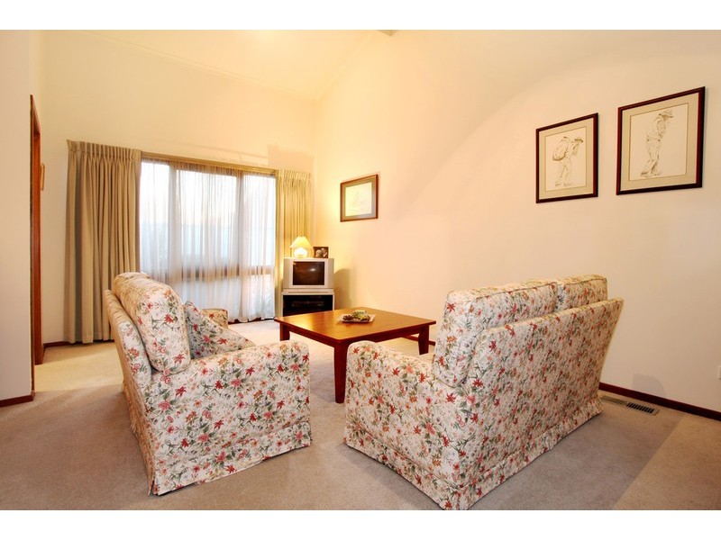 24 Grant Street, Oakleigh VIC 3166