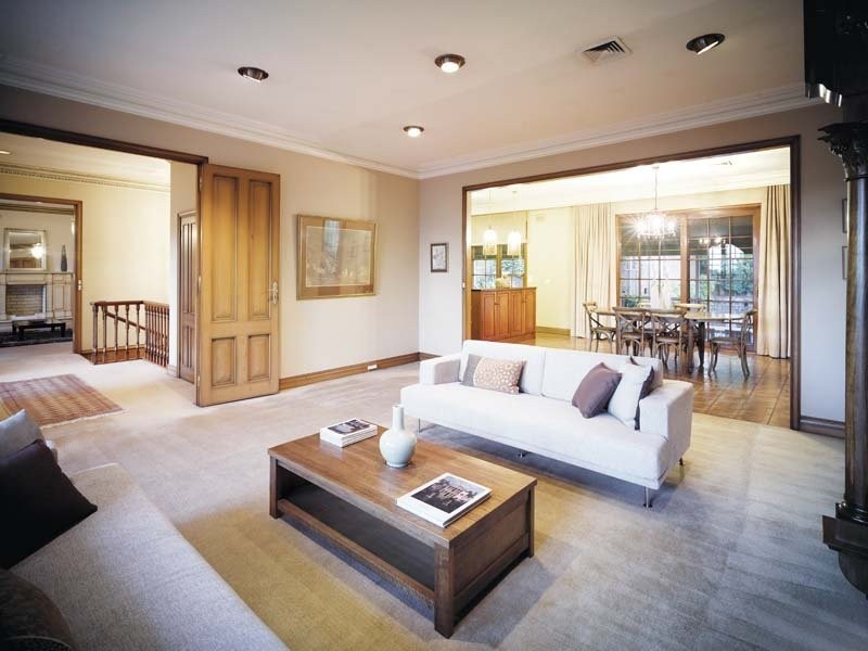 27 Gwingana Crescent, Glen Waverley VIC 3150