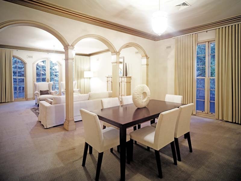 27 Gwingana Crescent, Glen Waverley VIC 3150