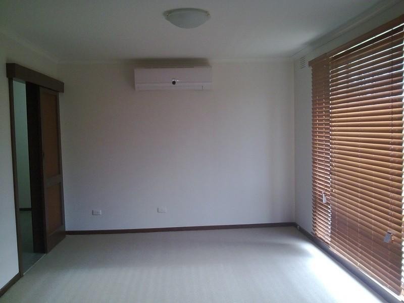 2/20 Scotsburn Avenue, Clayton VIC 3168