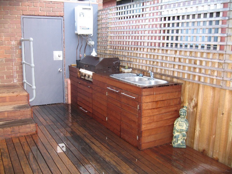 89 Kangaroo Road, Hughesdale VIC 3166