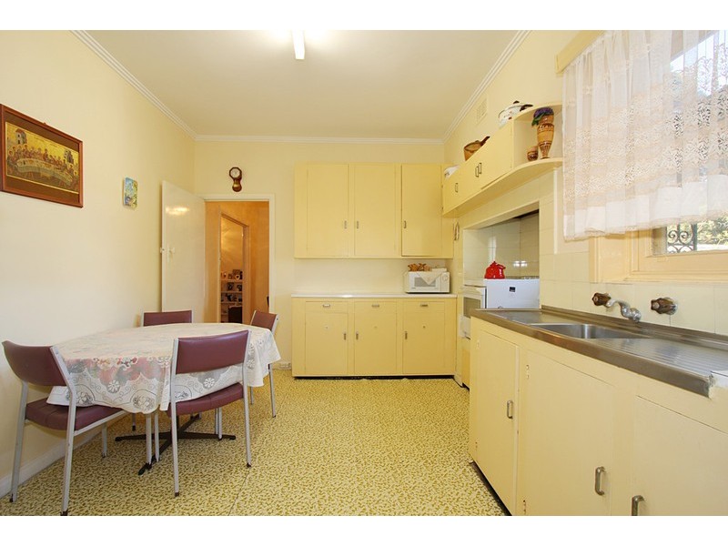 1090 North Road, Bentleigh East VIC 3165