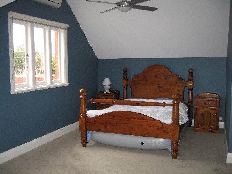 12A Carlisle Crescent, Hughesdale VIC 3166