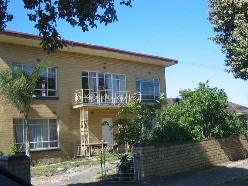 4 Currajong Street, Oakleigh East VIC 3166