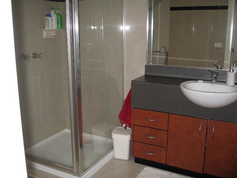 90 Batesford Road, Chadstone VIC 3148