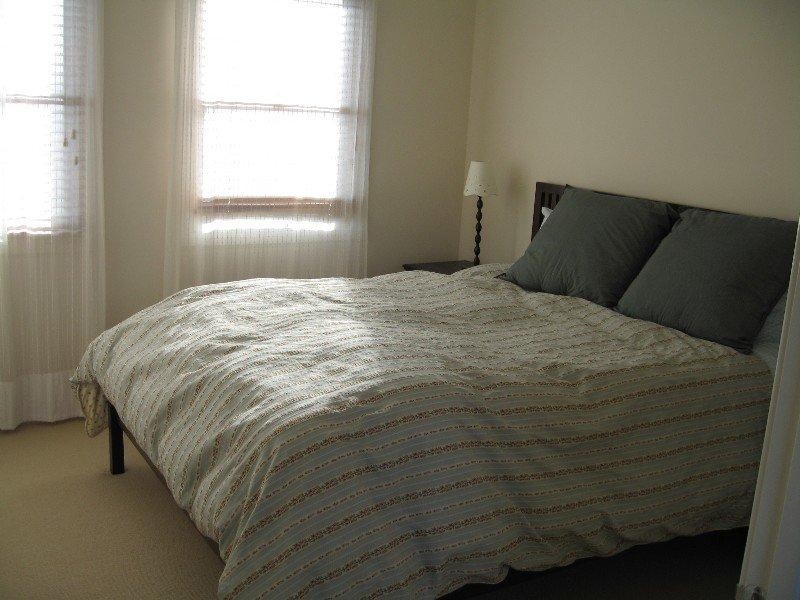 90 Batesford Road, Chadstone VIC 3148