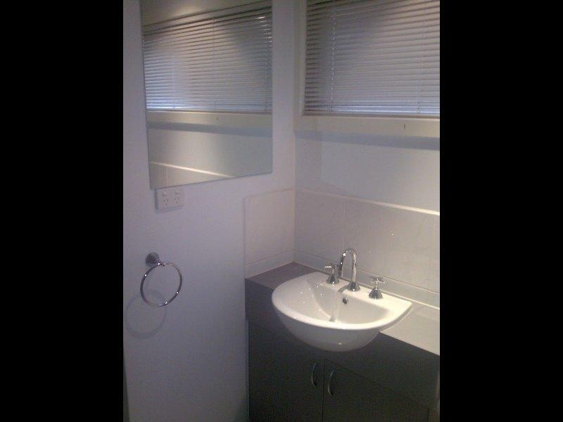 32/1554 Dandenong Road, Oakleigh VIC 3166