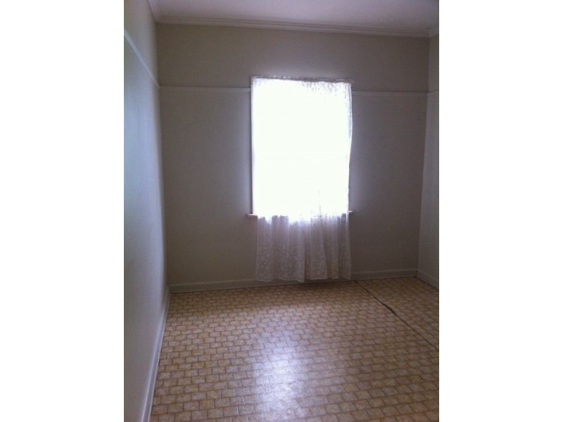 18 Thomas Street, Clayton VIC 3168